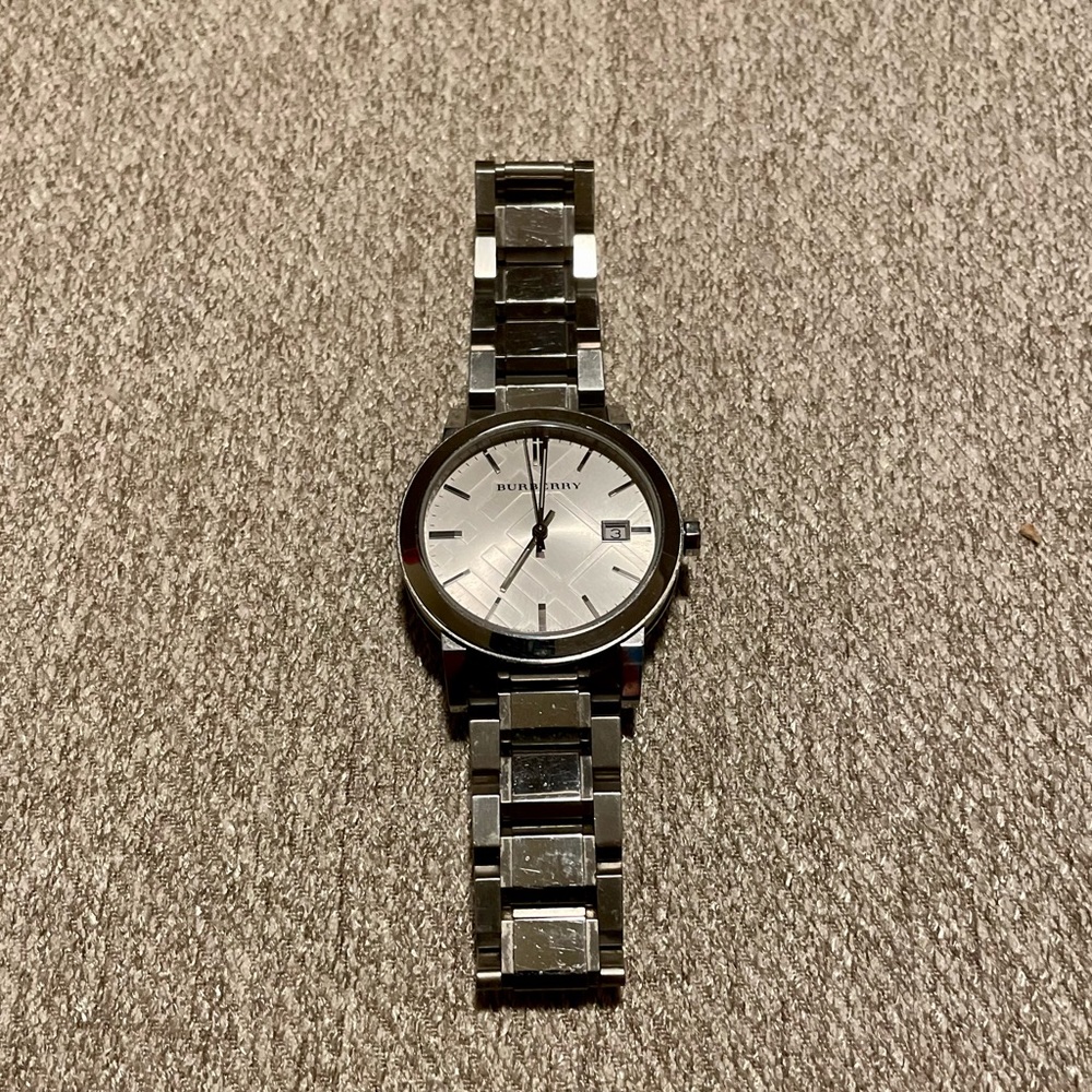 Silver Burberry Watch Swiss Made - Picture 3 of 5